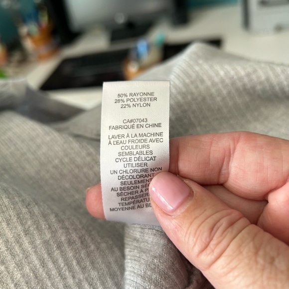 Light grey sweater vest - Picture 2 of 4